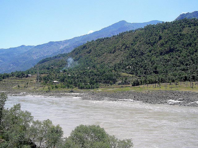 سرحد صوبي ۾ اباسين (سنڌو درياهه) جو منظر