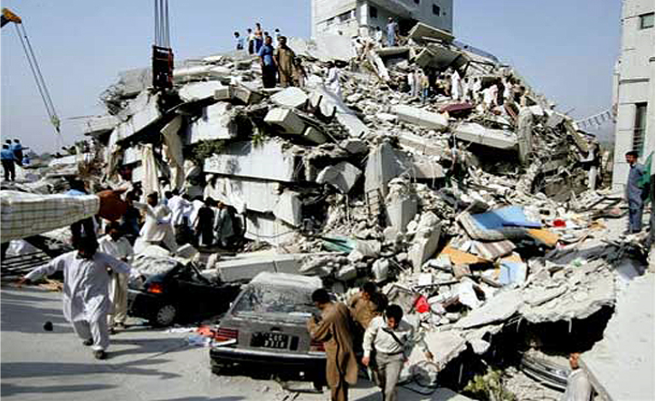 2005ع ۾ پاڪستان ۾ آيل زلزلي جي تباهيءَ جو ڏيک