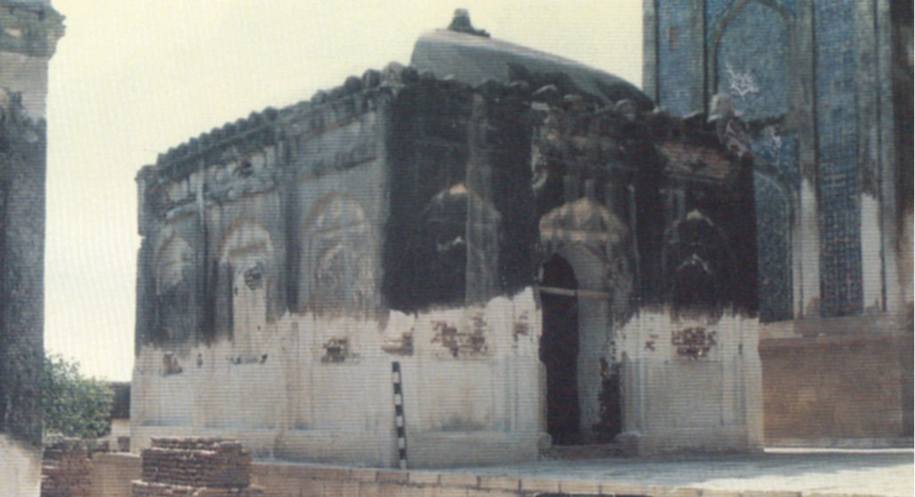 خداداد ڪلهوڙي جو مقبرو