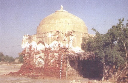 عمر نانگي پير جو مقبرو