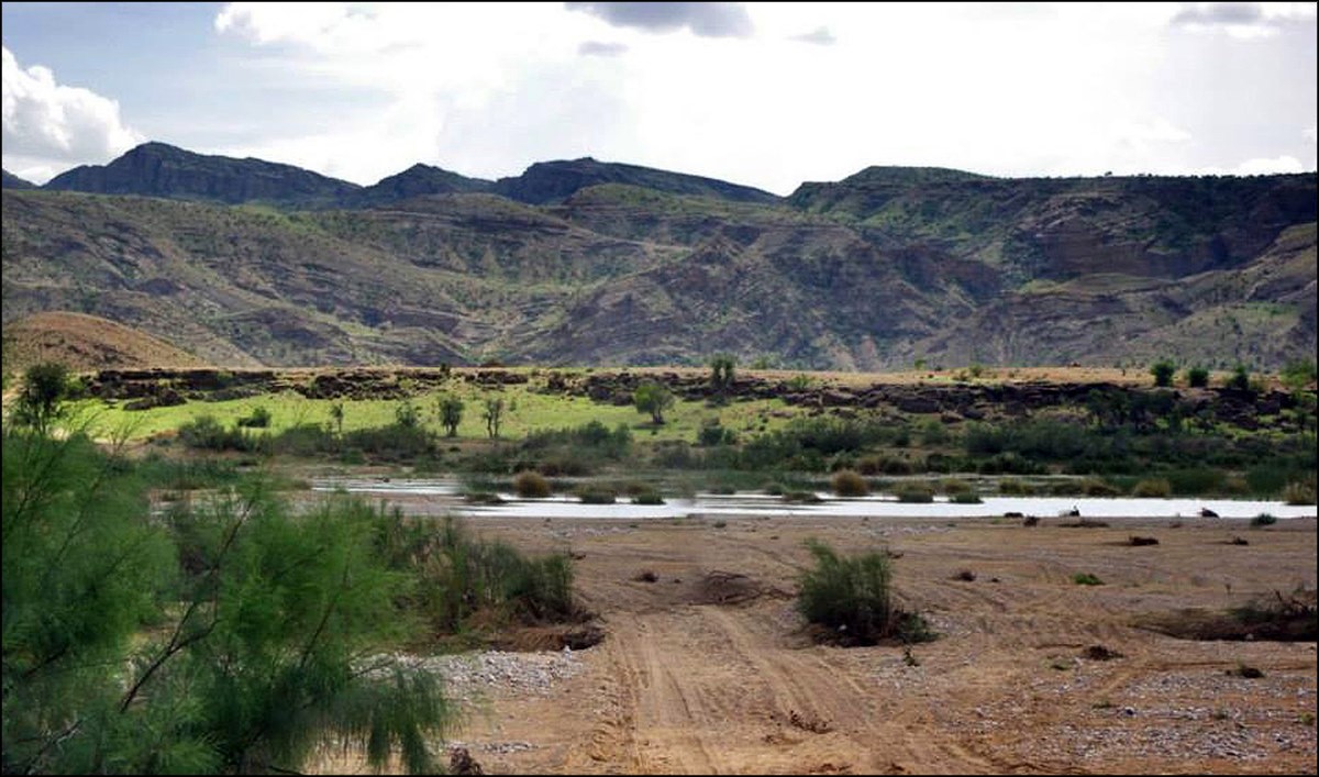 کير ٿر